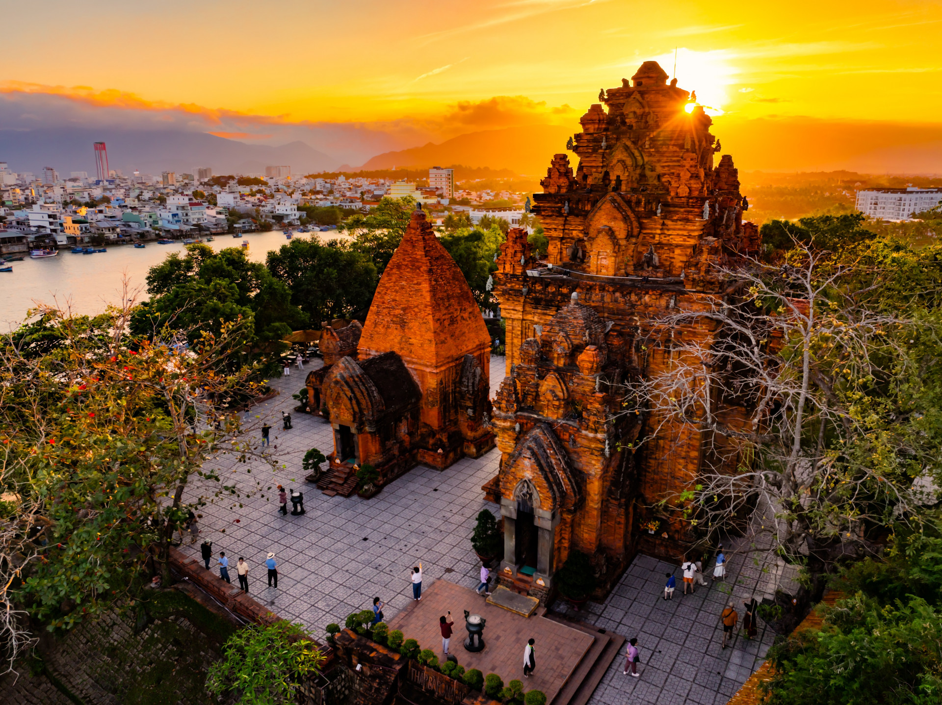 NHA TRANG 